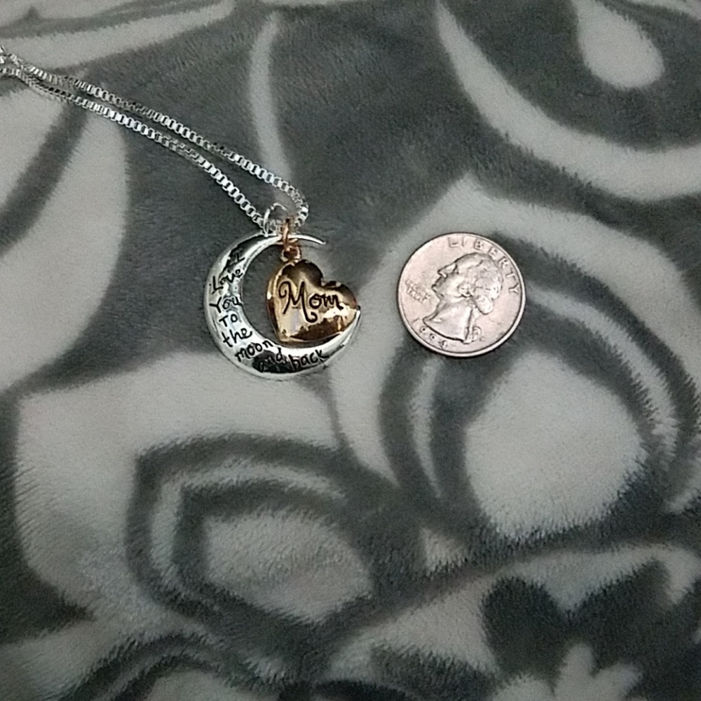 NWT Mom I love you Necklace - Picture 6 of 6